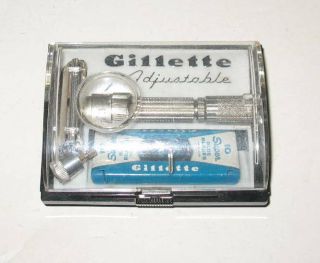 Vintage Gillette Razor And Blades Set With Acrylic Case