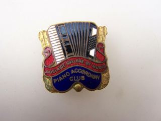 Vintage Pin Back Badge Adelaide College Of Music 