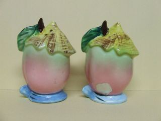 Vintage Anthropomorphic PY Peach Couple w/Hats Salt & Pepper Shakers (Japan) 2