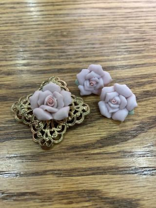 Vintage Goldtone Filigree Pink Porcelain Rose Brooch And Earrings Set