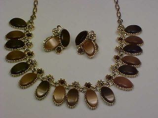 Vintage Signed Pakula Goldtone & Lucite Thermoset Necklace & Earrings Set