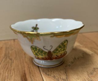 Vintage Herend Porcelain Handpainted Queen Victoria Small Bowl Espresso Cup 682