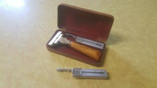 Vintage Schick Injector Safety Razor,  W/ Case & Blades,  1939,  Pre - Eversharp
