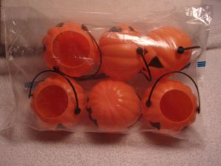 6 Vtg.  Halloween Jack - O - Lantern Nut Cups - Party,  Favors,  Plastic,  2 1/2 In Wide