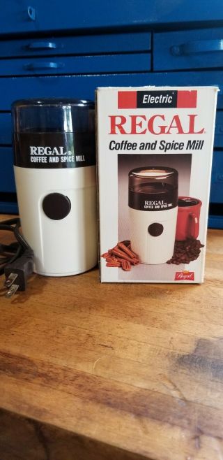 Vintage Regal Coffee And Spice Mill Grinder Model V505