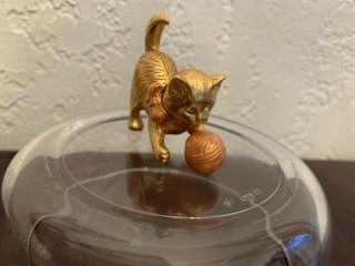 Estee Lauder Solid Perfume Compact Crystals Cat Kitty W Ball 2000