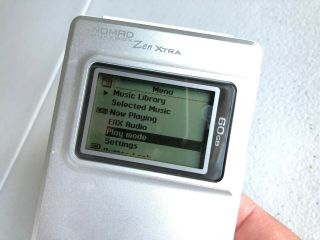 Vintage Creative Nomad Jukebox Zen Xtra 60gb Mp3 Player Great Shape,  Barely