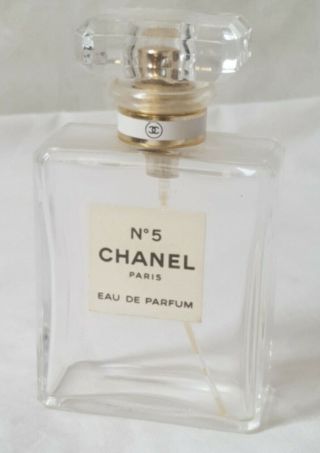 Vintage 1950s Empty Chanel No 5 Crystal Glass Perfume Bottle W - Spray 1.  7oz 50 Ml