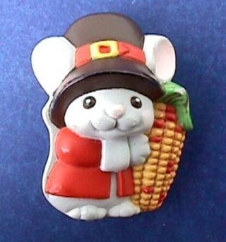 Hallmark Pin Thanksgiving Vintage Pilgrim Mouse Indian Corn Holiday Brooch