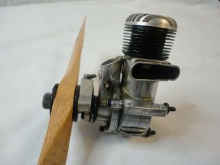Vintage Rc Motor Engine Unsure Of Make And Model See Pictures