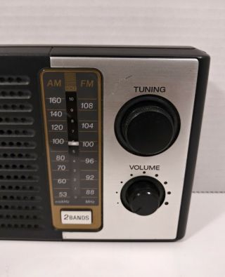Vintage Sony ICF - F10 2 Band AM/FM Portable Battery Transistor Radio VG, 2