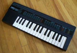Vintage Yamaha Portasound Electric Keyboard Pss - 130