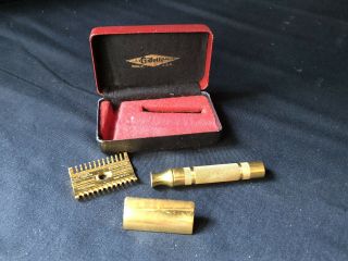 Vintage Gillette Gold Tone Safety Razor Reissue Patent 17567 Exc.  Case