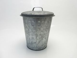 Small Vtg Galvanized Steel Trash Garbage Can w/ Lid 8 