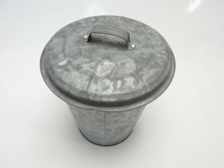 Small Vtg Galvanized Steel Trash Garbage Can w/ Lid 8 