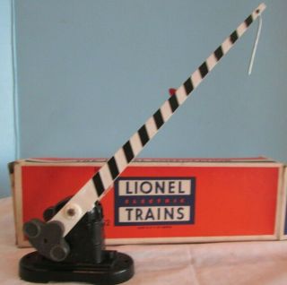 Vintage Train Lionel No 252 Automatic Crossing Gate W/box