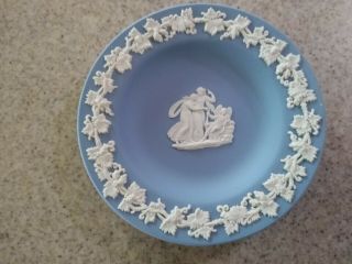 Vintage Wedgwood England Jasperware Cupid Asleep Blue Round Trinket Dish Tray
