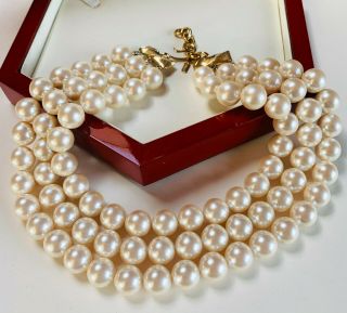 Vintage Jewellery Signed Monet Triple Stranded Pearl Necklace