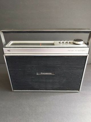 Vintage Panasonic Am/fm Radio Model Rf - 923c Ac Or Battery Operated
