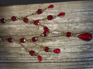 Vintage red glass faceted necklace late 1800 ' s to 1915 that measures 14 inches. 2