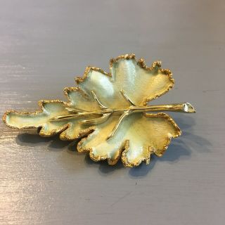 Vintage Bsk Signed Green Leaf Brooch Pin In Gold Tone Metal 1 1/2”wx 2 3/4”l - Wow