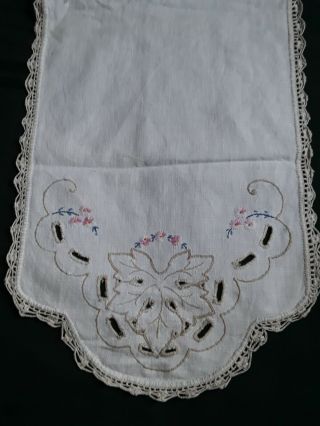 Vintage Embroidered Dresser Scarf/table Runner With Cut Work 13 " × 32 " & Crochet