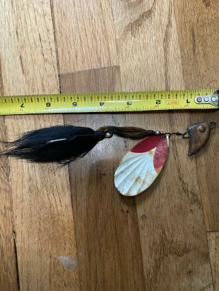 Vintage 6 inch Lead Headed Bladed Bucktail Muskie Spinner - 1.  25oz 2
