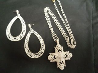 Vintage White Enamel Maltese Cross Pendant Necklace & Dangle Filigree Earrings