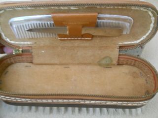 Vintage Sovereign Leather Travel Grooming Kit / Gillette Razor / Aqua Velva/Comb 2