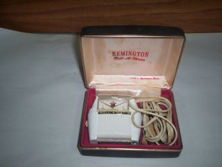 Vintage Remington Roll - A - Matic Model Bk Electric Shaver & Case