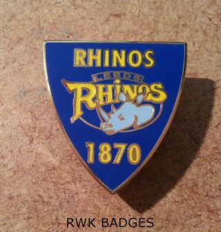 Leeds Rhinos - Vintage Supporters Enamel Blue Badge