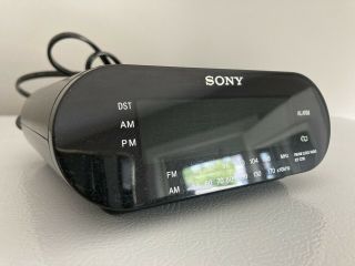 Sony Dream Machine Am/fm Alarm Clock Radio Model Icf - C218 Black
