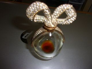 Elizabeth Taylor White Diamonds Perfume Bottle