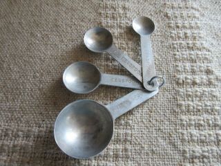 Vtg Set Of Round Aluminum Measuring Spoons On Ring
