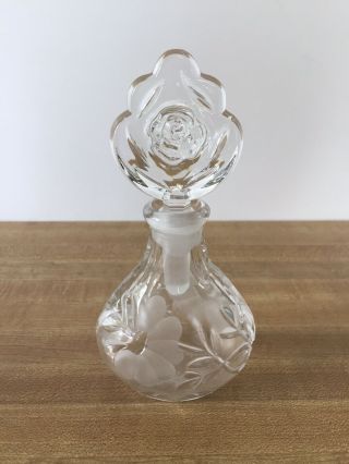 Vintage Heavy Crystal Glass Vanity Perfume Bottle - Floral W Rose Stopper