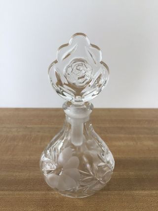Vintage Heavy Crystal Glass Vanity Perfume Bottle - Floral w Rose Stopper 2