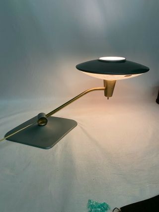 Mid - Century Modern Saucer Ufo Desk Lamp No.  2056 Dazor Mfg.  Corp.
