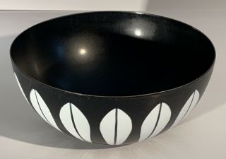 Vintage Mid Century Modern Catherineholm 8 " Black Lotus Bowl Enamelware