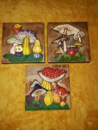 Vtg 1970s Folk Art Trio Of Hanging Merry Mushrooms Ceramic Painted Wall Plaques