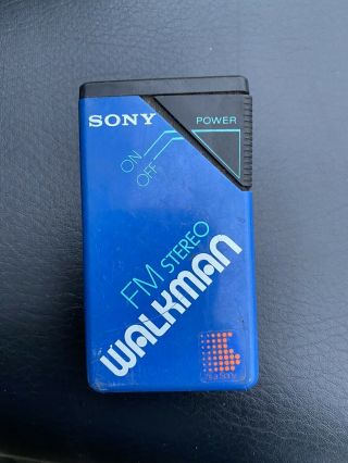 Vintage Sony Fm Stereo Walkman Srf - 20w Radio,