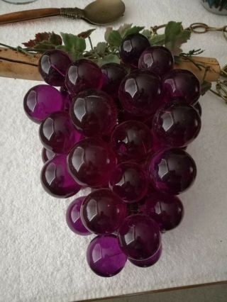 Vtg Mid - Century Purple Lucite Grape Cluster Hanging Swag Lamp