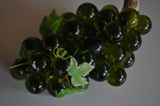 Vintage MCM Mid Century 1960s Green Lucite Acrylic green (Glass) Grapes Cluster 2