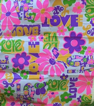 Vintage Roll 70s Groovy Psychedelic Flower Power Design Contact Paper Nip