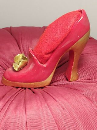 Vintage High Heel Red And Gold Cottage Chic Pincushion Shoe (plastic)