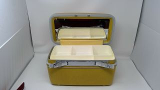 Vintage Samsonite Make Up / Train Case Suitcase - Mustard W/key And Insert Mcm