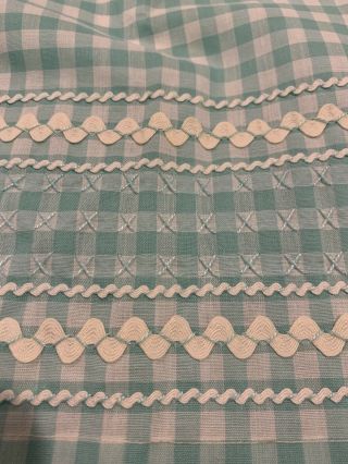 Vintage Half Apron Green & White Checked W/ Embroidery And Rick Rack D1