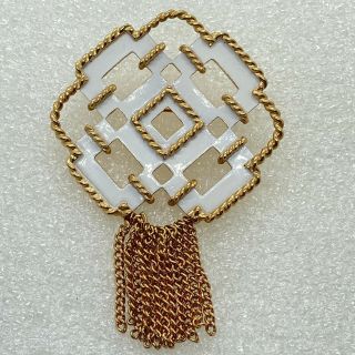 Signed Avon Vintage Tassel Brooch Pin White Enamel Gold Tone Costume Jewelry