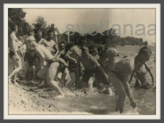 956 Beach Men Only Handsome Shirtless Men Trunks Muscle Bulge Gay Vintage Photo