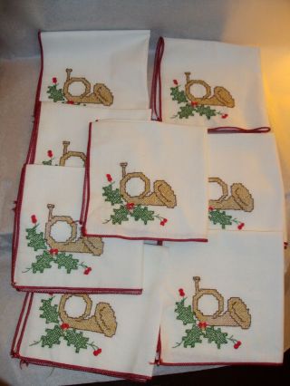 Vintage Christmas Holiday Cloth Napkins Embroidered Cornucopia Set Of 8 13 " X 13