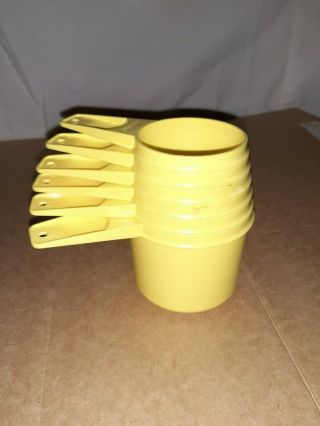 Tupperware 6 Vintage Yellow Measuring Cup Set 1c 3/4c 2/3c 1/2c 1/3c 1/4c